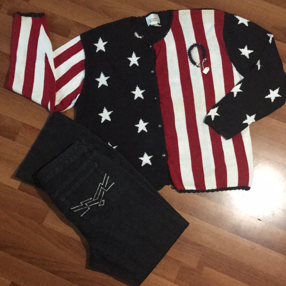 VINTAGE CHRISTOPHER & BANKS AMERICANA CARDIGAN L